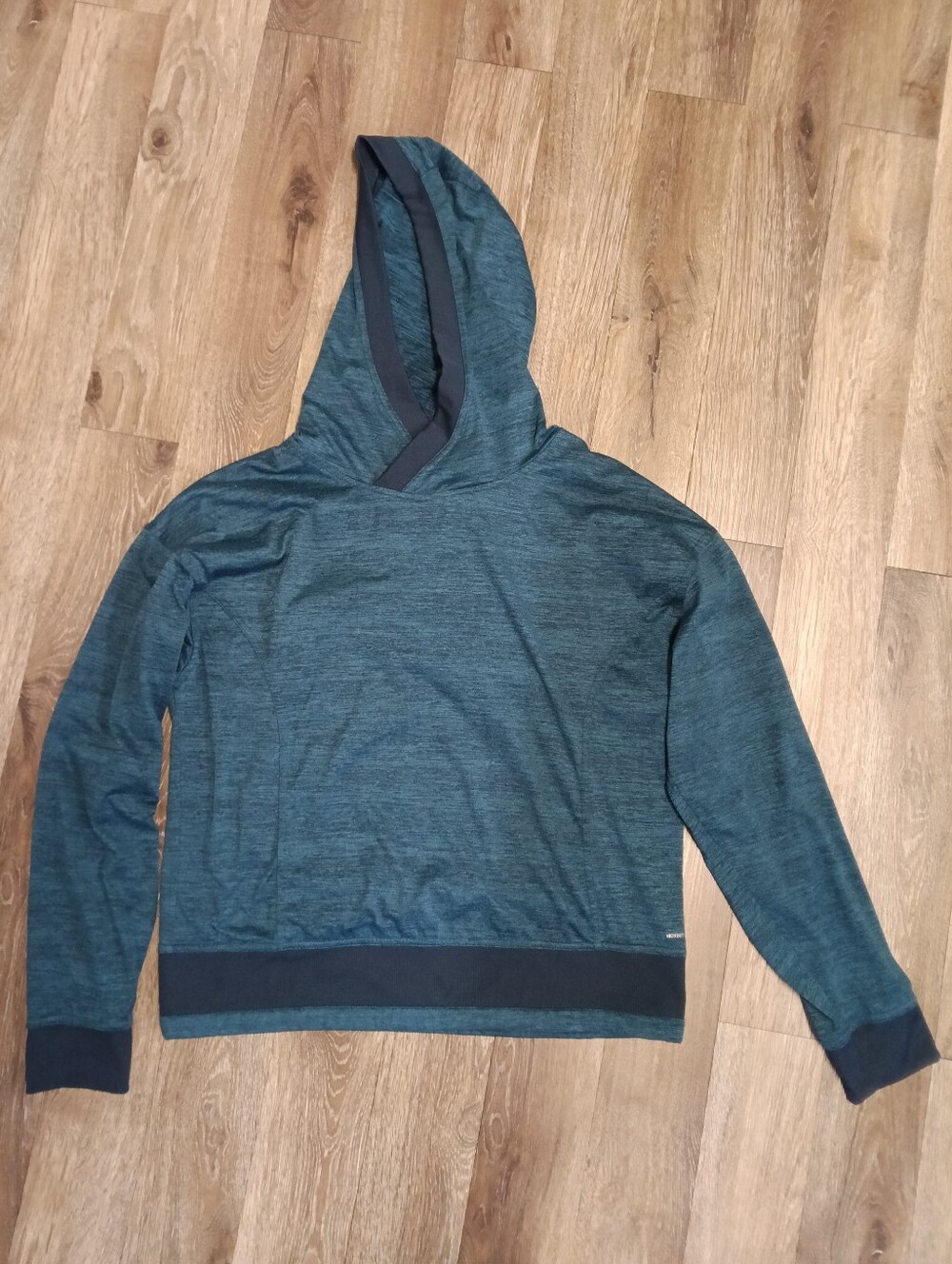 Mondetta Women's Hooded Pullover in Teal and Dark Navy